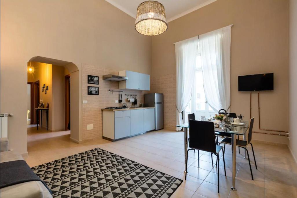 N'Atu Sole Apartment&Terrace เนเปิลส์ ภายนอก รูปภาพ